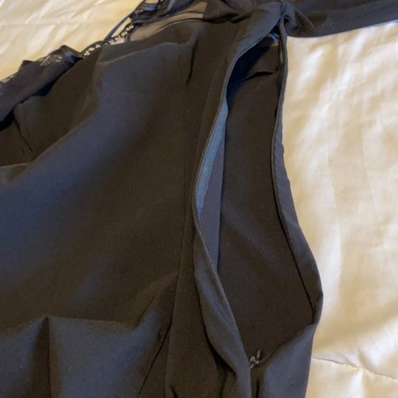 Guess Black 3/4 Sheer Sleeve Dress - Size 6 - Picture 12 of 14